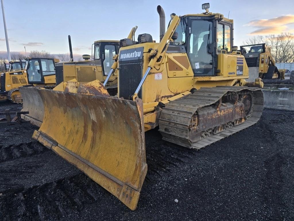 2014 Komatsu D65WX-17 Equipment Image0