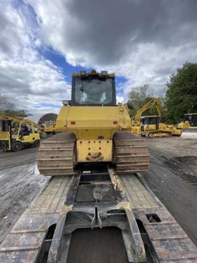 Image of Komatsu D65WX-17 equipment image 4