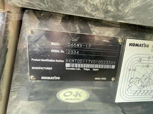 Image of Komatsu D65WX-17 equipment image 3