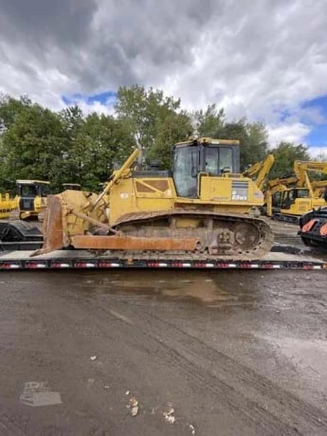 Image of Komatsu D65WX-17 equipment image 1