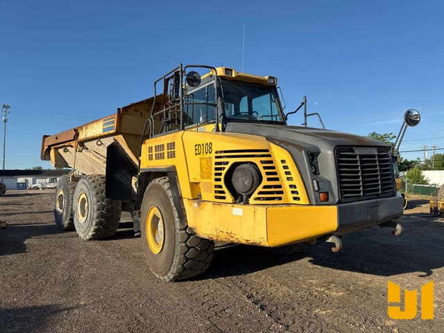 Image of Komatsu HM400-3 equipment image 2