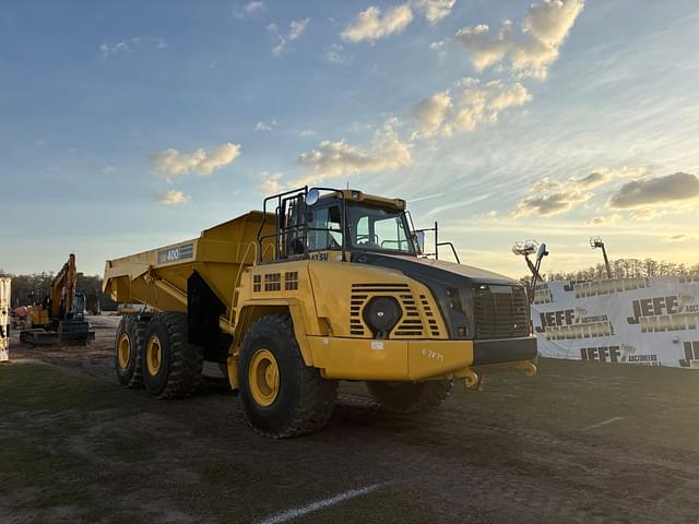 Image of Komatsu HM400-3 equipment image 2