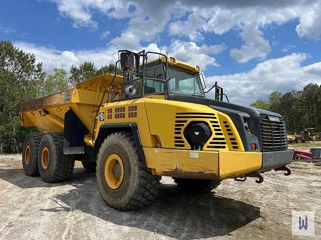 Image of Komatsu HM400-3 equipment image 2