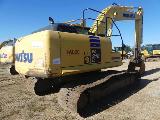 Image of Komatsu PC210LC-10 equipment image 3