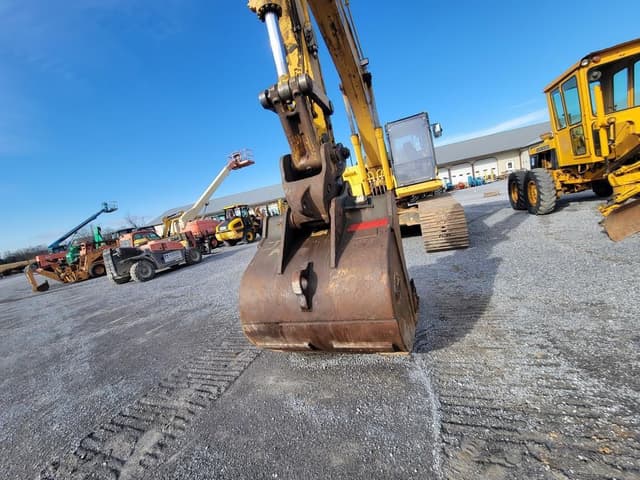 Image of Komatsu PC290LC equipment image 2