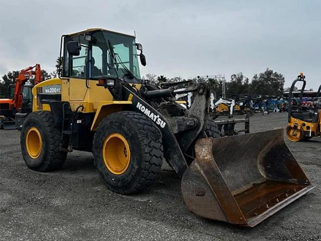 Image of Komatsu WA200PZ-6 equipment image 1