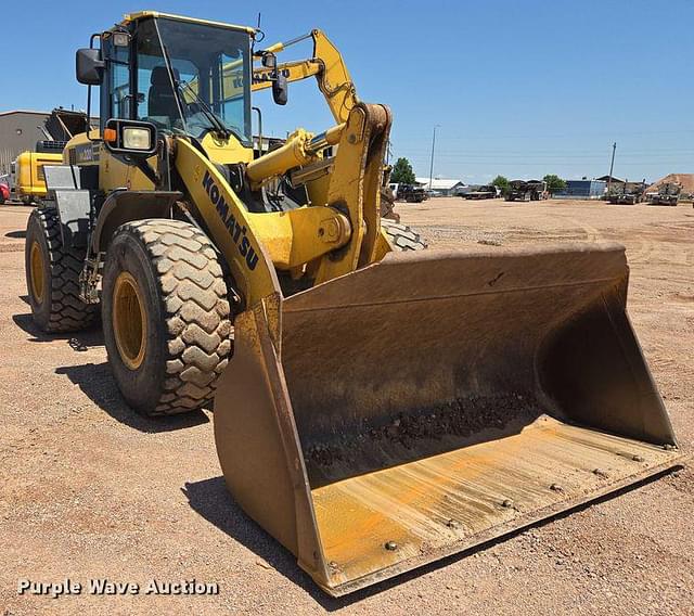 Image of Komatsu WA320-7 equipment image 2