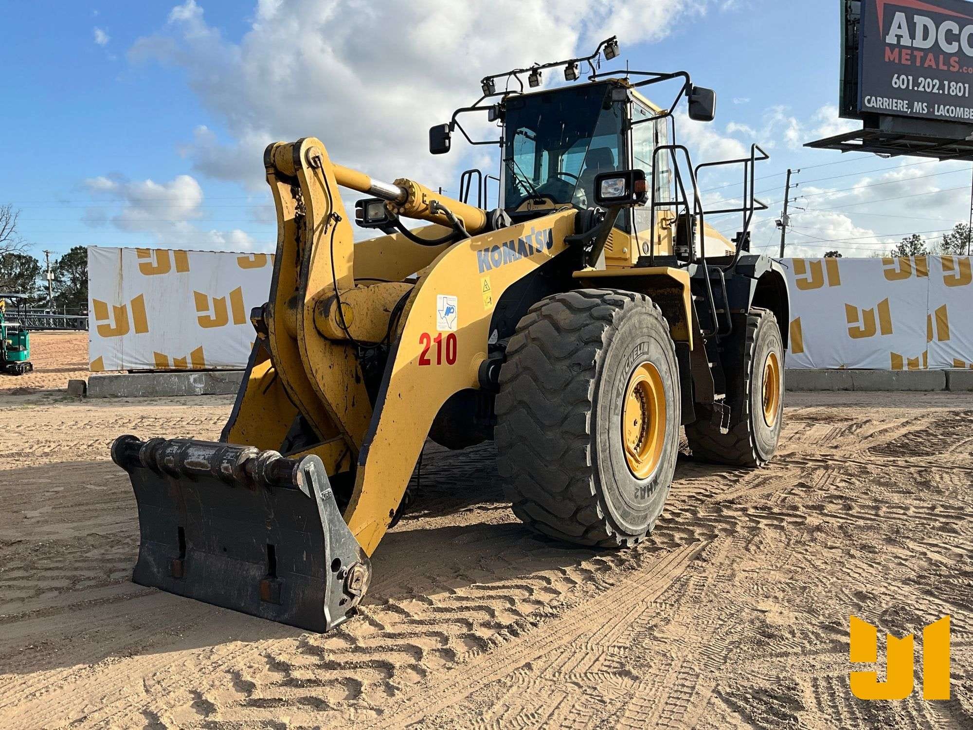 2014 Komatsu WA500-7 Equipment Image0