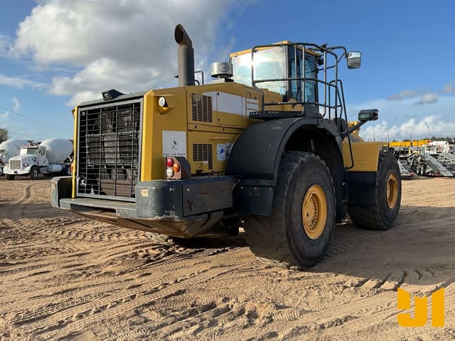 Image of Komatsu WA500-7 equipment image 4