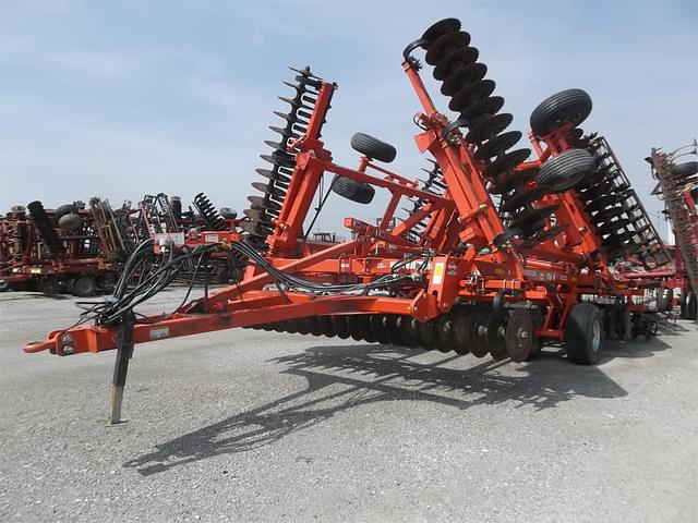 Image of Kuhn Krause Excelerator 8000 equipment image 3