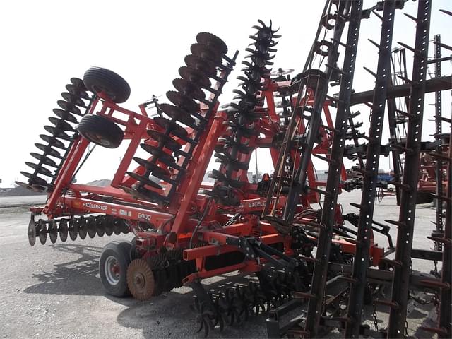 Image of Kuhn Krause Excelerator 8000 equipment image 4