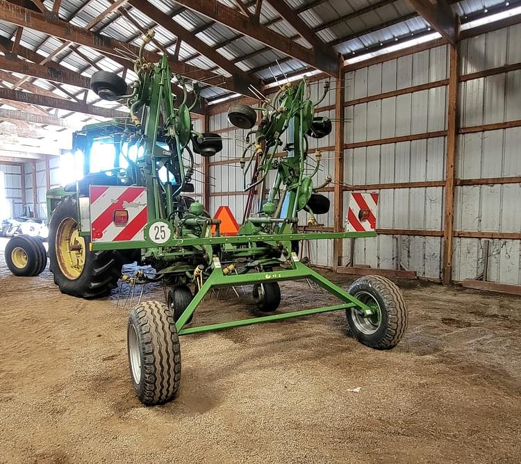 2014 Krone KWT8.82/8 Equipment Image0
