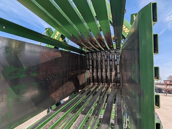Image of Krone Big Pack 4X4 equipment image 4