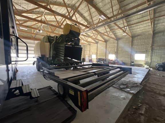 Image of Krone Big Pack 4X4 equipment image 3