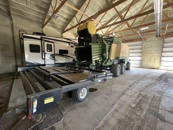 Image of Krone Big Pack 4X4 equipment image 2