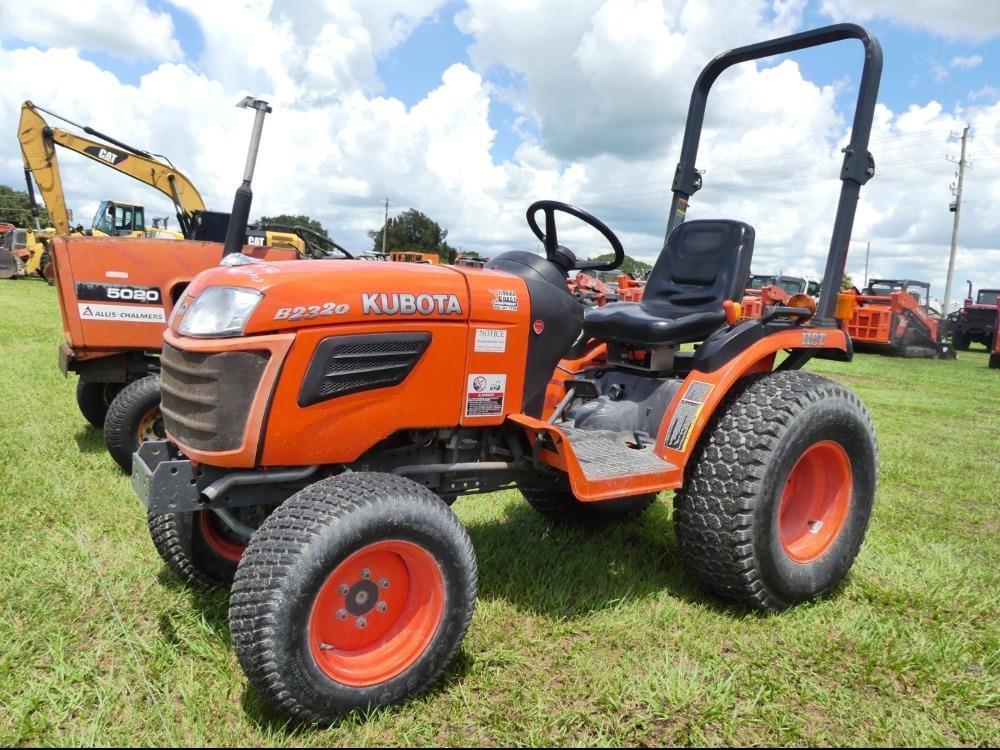 Image of Kubota B2320 Primary image