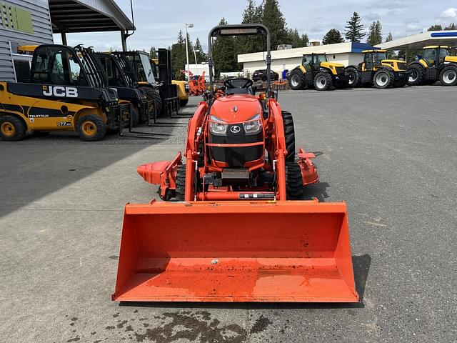 Image of Kubota B2650 equipment image 2