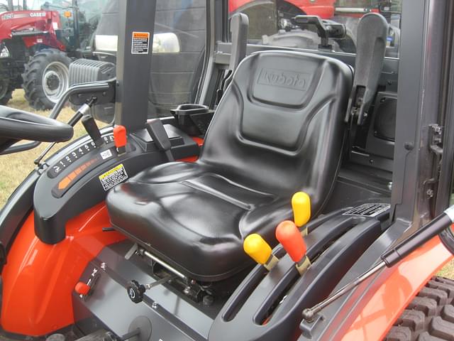 Image of Kubota B3000 equipment image 1