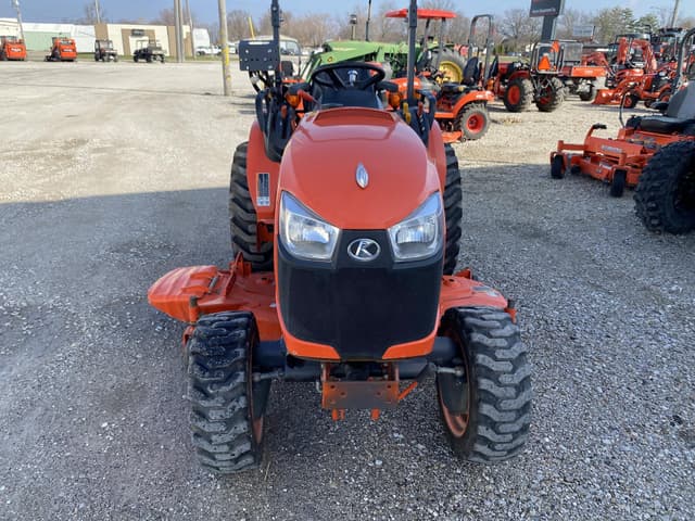 Image of Kubota B3350 equipment image 2