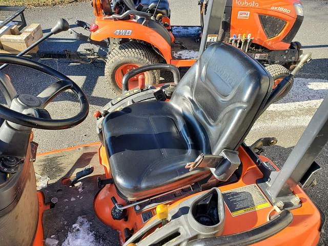 Image of Kubota BX1870 equipment image 4