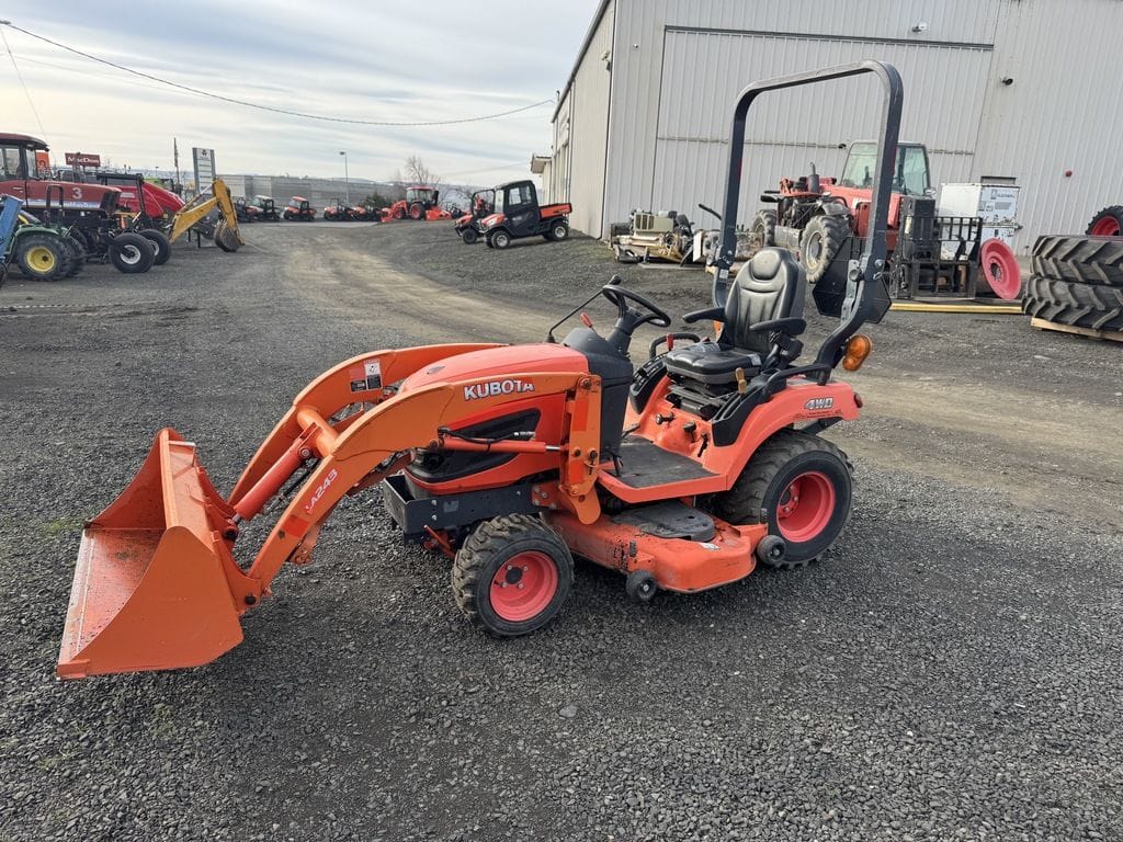 2014 Kubota BX2370 Equipment Image0