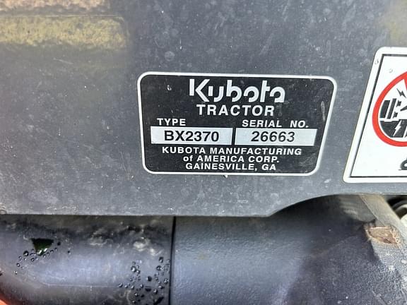 Image of Kubota BX2370 equipment image 4