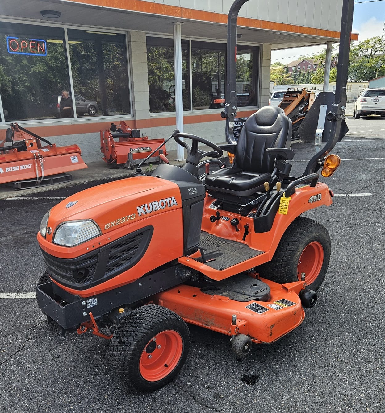2014 Kubota BX2370 Equipment Image0