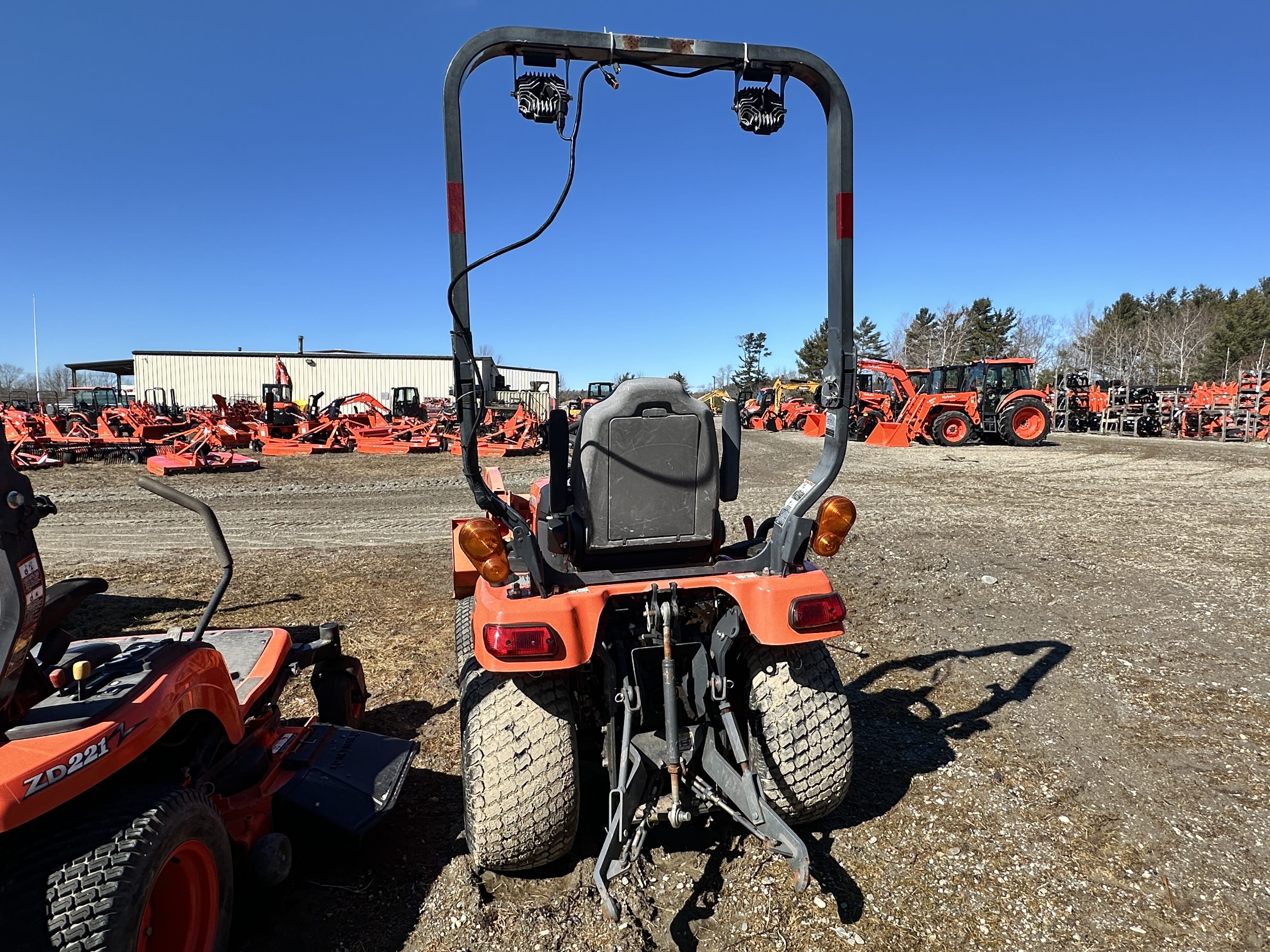 2014 Kubota BX2370 Equipment Image0