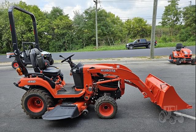 Image of Kubota BX2670 equipment image 4