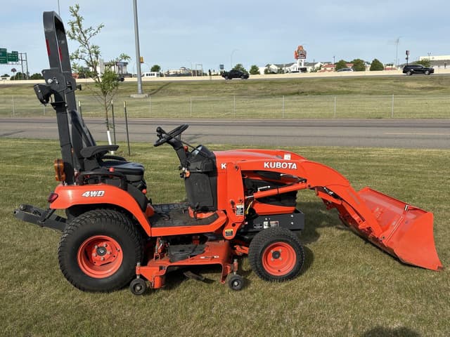 Image of Kubota BX2670 equipment image 4