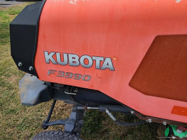 Image of Kubota F3990 equipment image 4