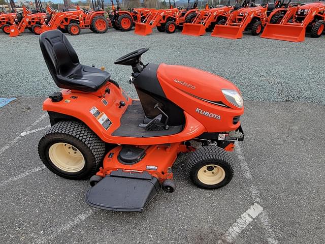 Image of Kubota GR2120 equipment image 2