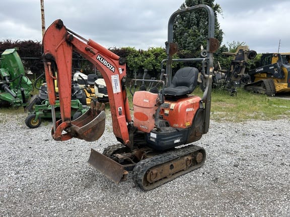 2014 Kubota K008-3 Equipment Image0