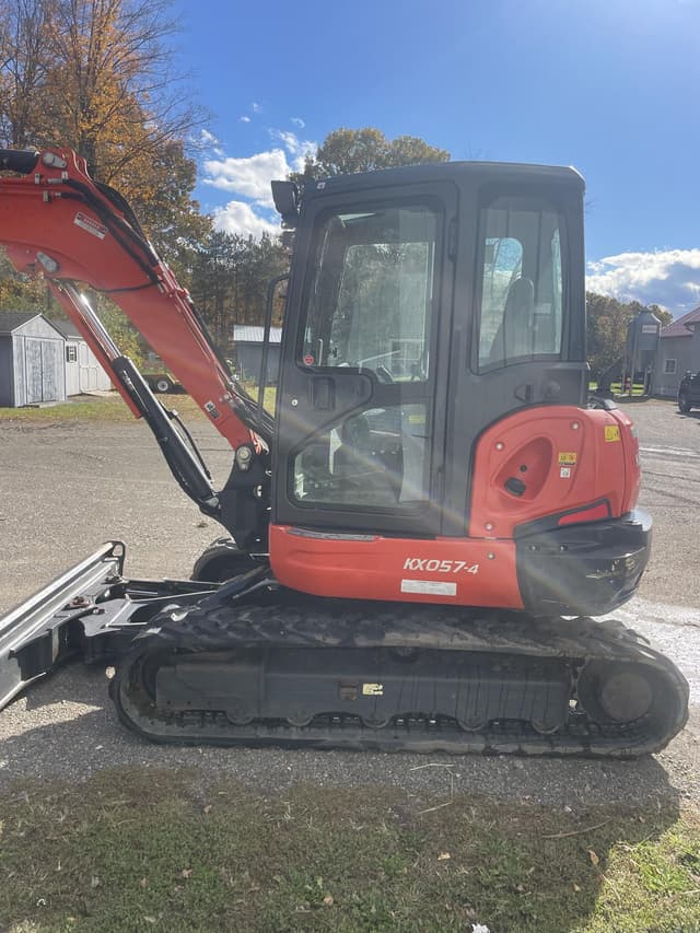 Image of Kubota KX057-4 equipment image 2