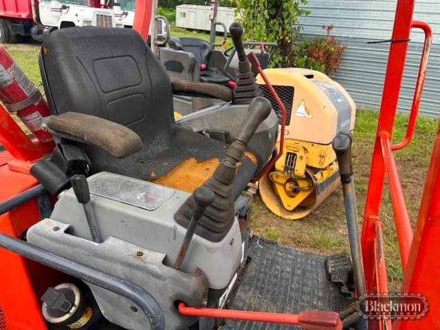 Image of Kubota KX41-2V equipment image 4