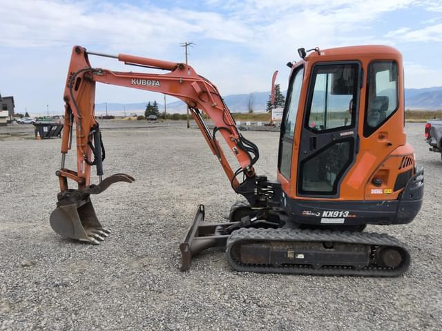 Image of Kubota KX91-3 equipment image 1