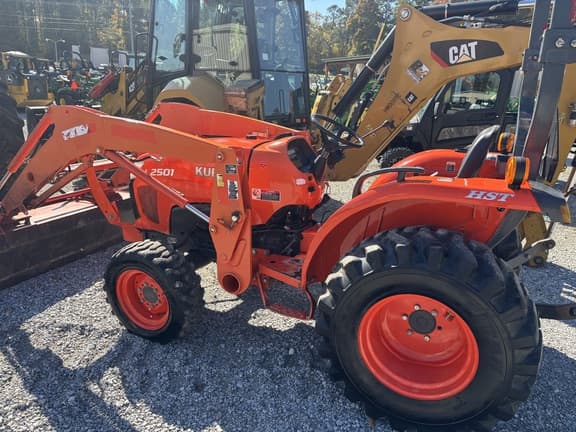 Image of Kubota L2501 equipment image 3