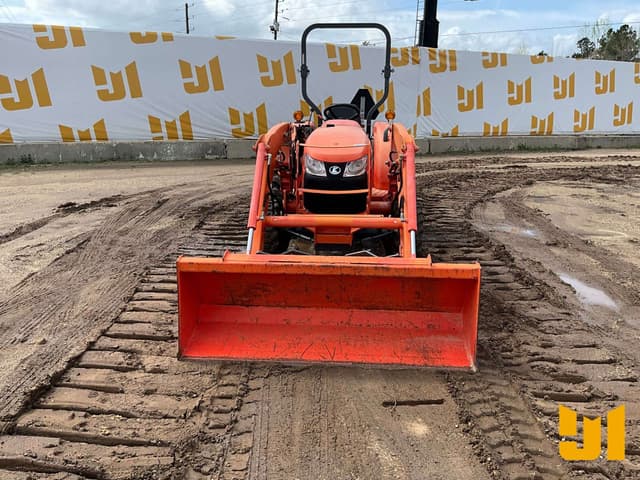 Image of Kubota L3200HST equipment image 1