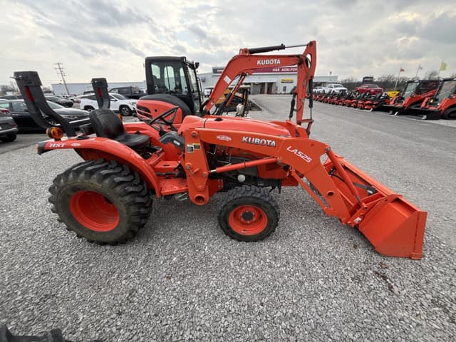 Image of Kubota L3301 equipment image 1