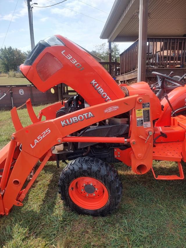 Image of Kubota L3301 equipment image 1