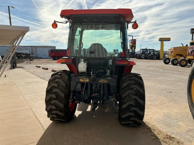 Image of Kubota L3560HSTC equipment image 4