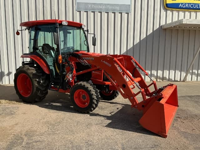 Image of Kubota L3560HSTC equipment image 2