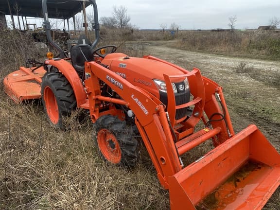 Image of Kubota L3901 equipment image 3