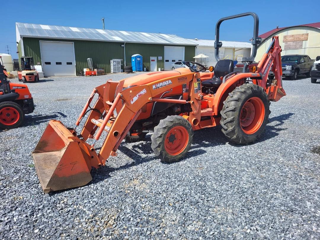 Image of Kubota L3901D Primary image