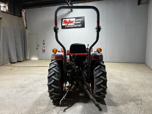 Image of Kubota L3901HST equipment image 3