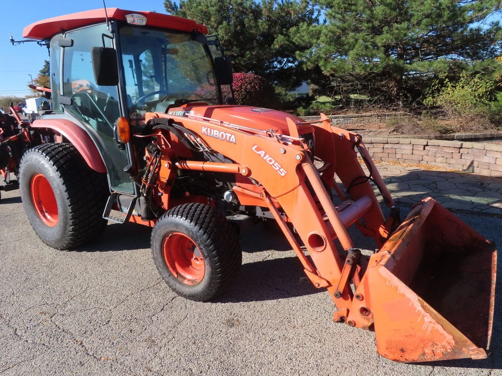 2014 Kubota L5460 Equipment Image0