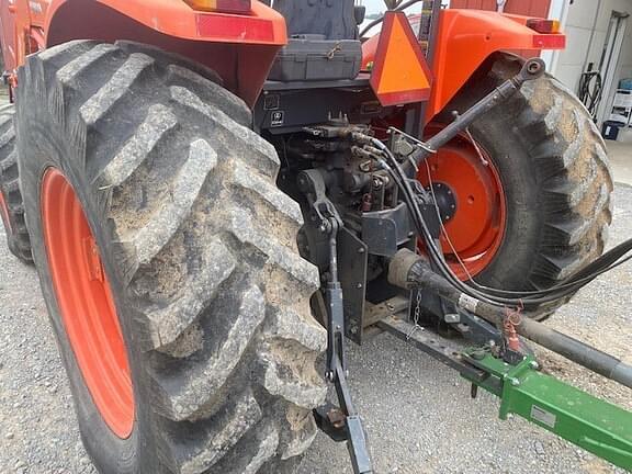 Thumbnail image Kubota M108S 3
