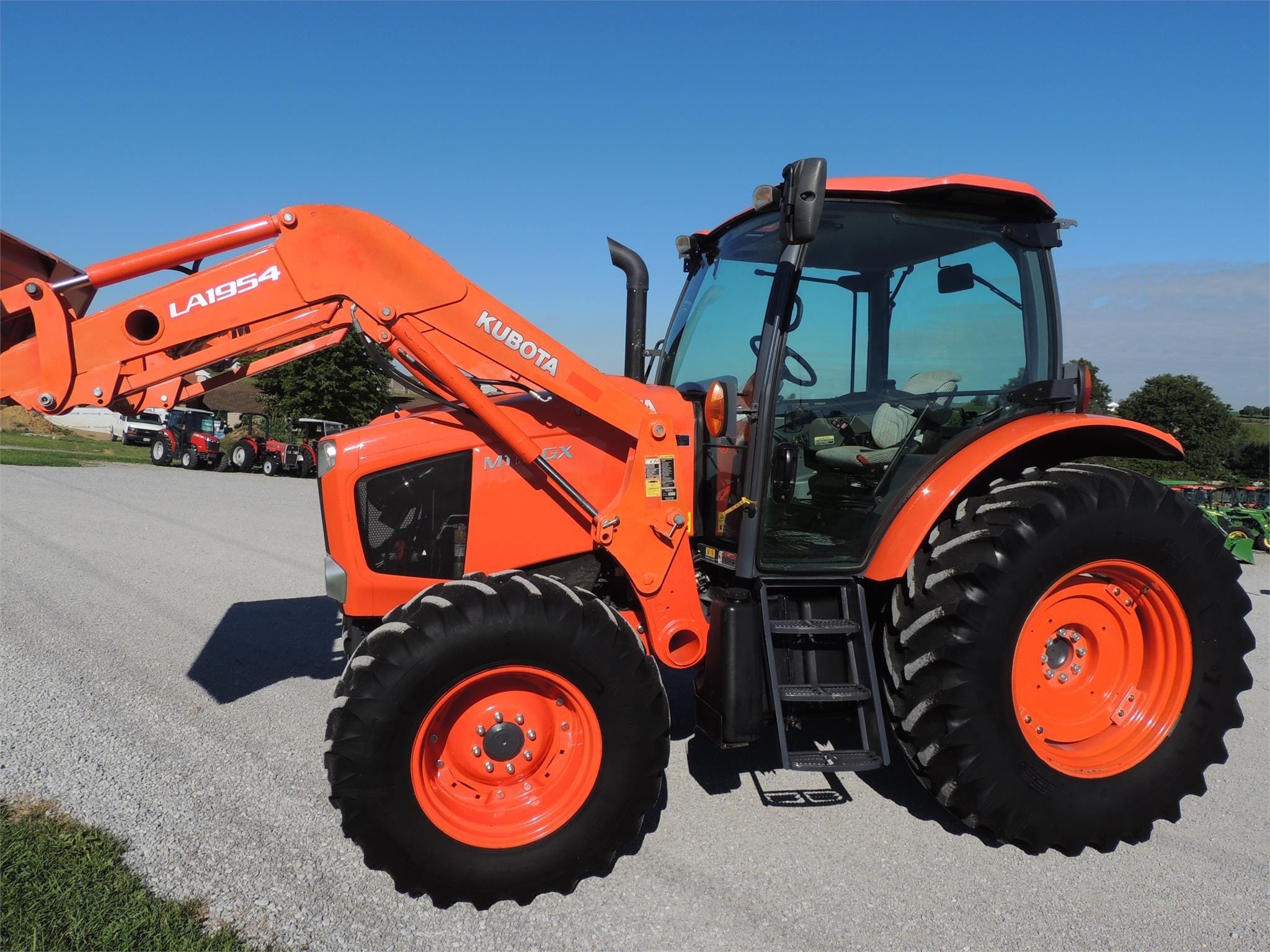 Main image Kubota M110GXDTC