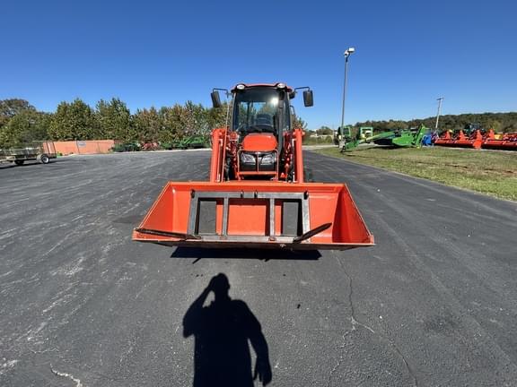 Image of Kubota M6060 equipment image 3