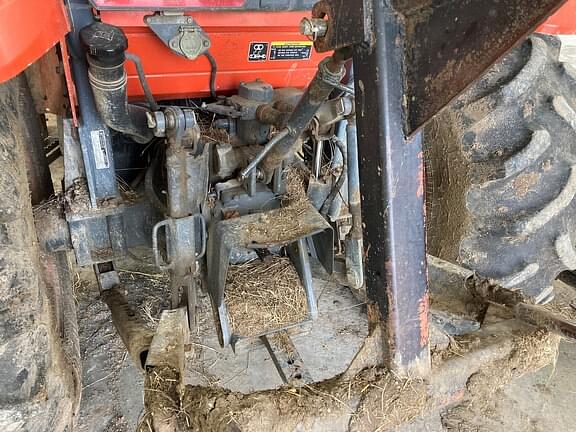 Thumbnail image Kubota M7040 3